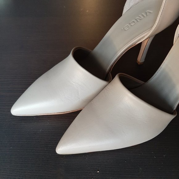 NWOT Classy Vince D'orsay Heels - Picture 2 of 7